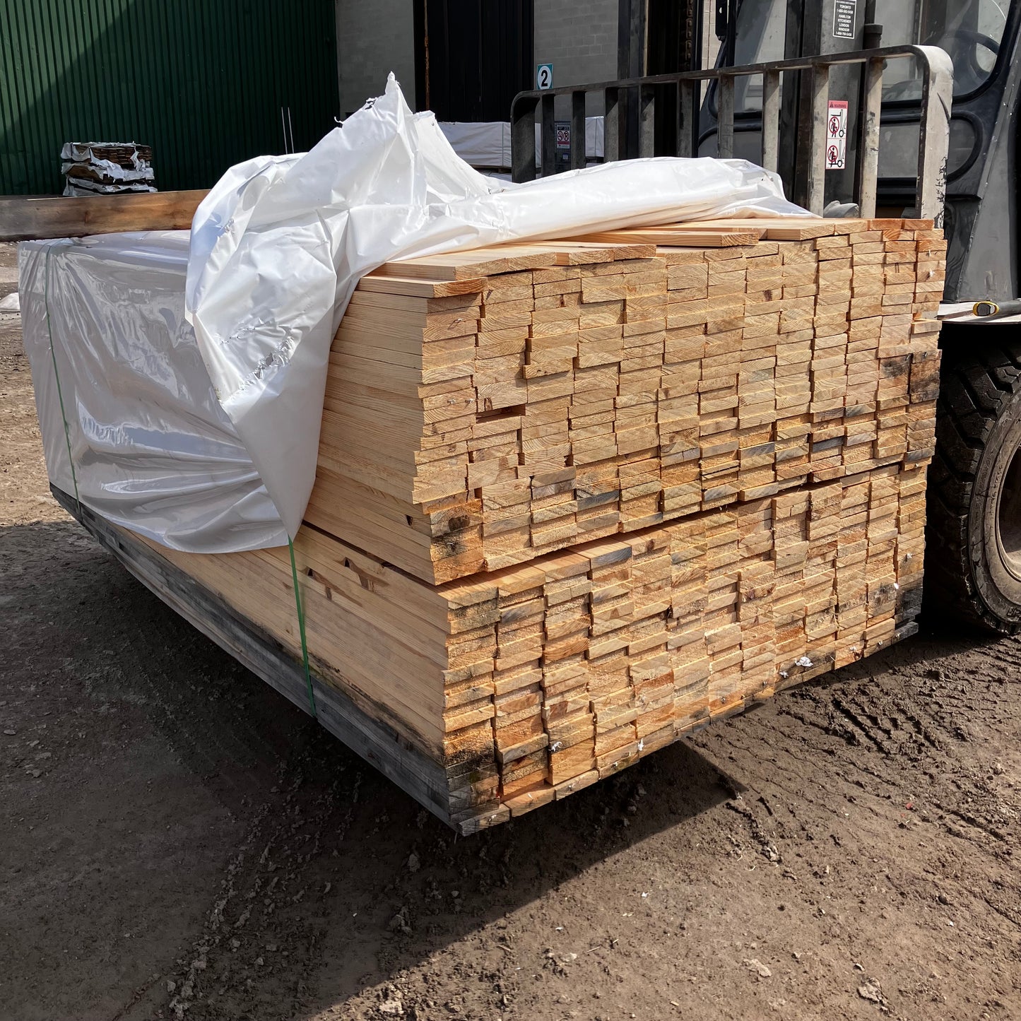 1x4 Pine Boards (#t24104)