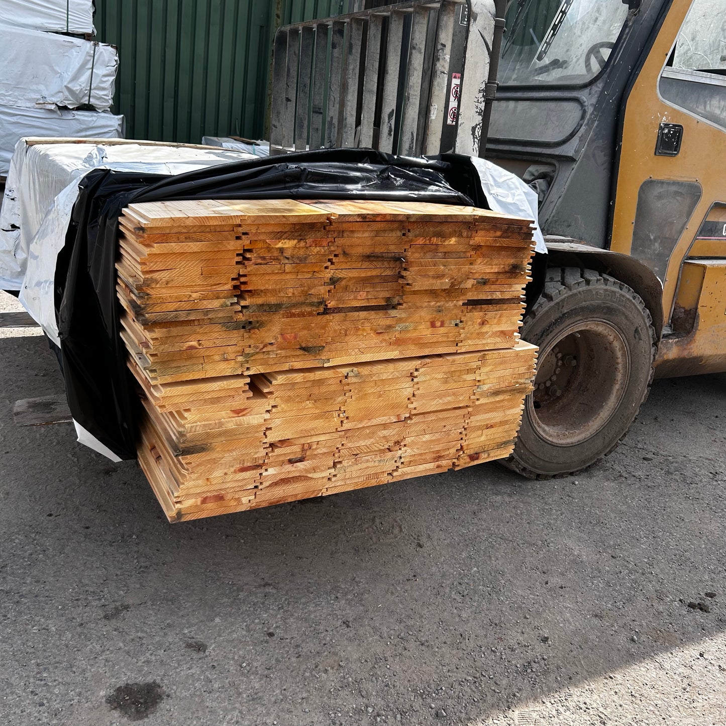 1x8x8' Pine Shiplap (#T26-36)