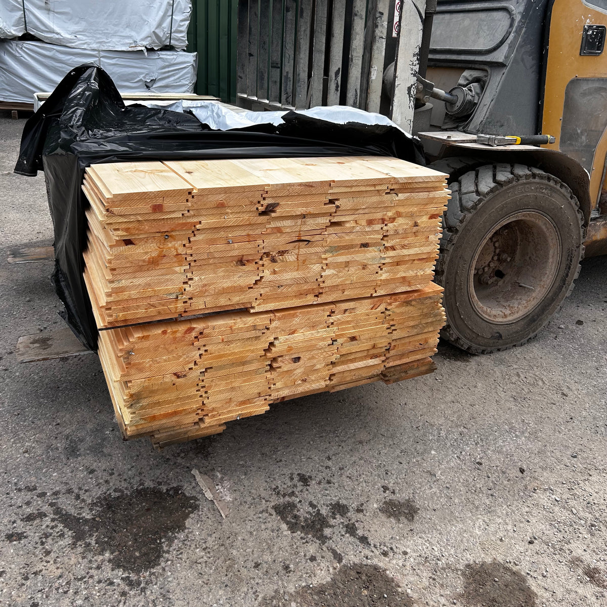 1x8x8' Pine Shiplap (#T26-37)
