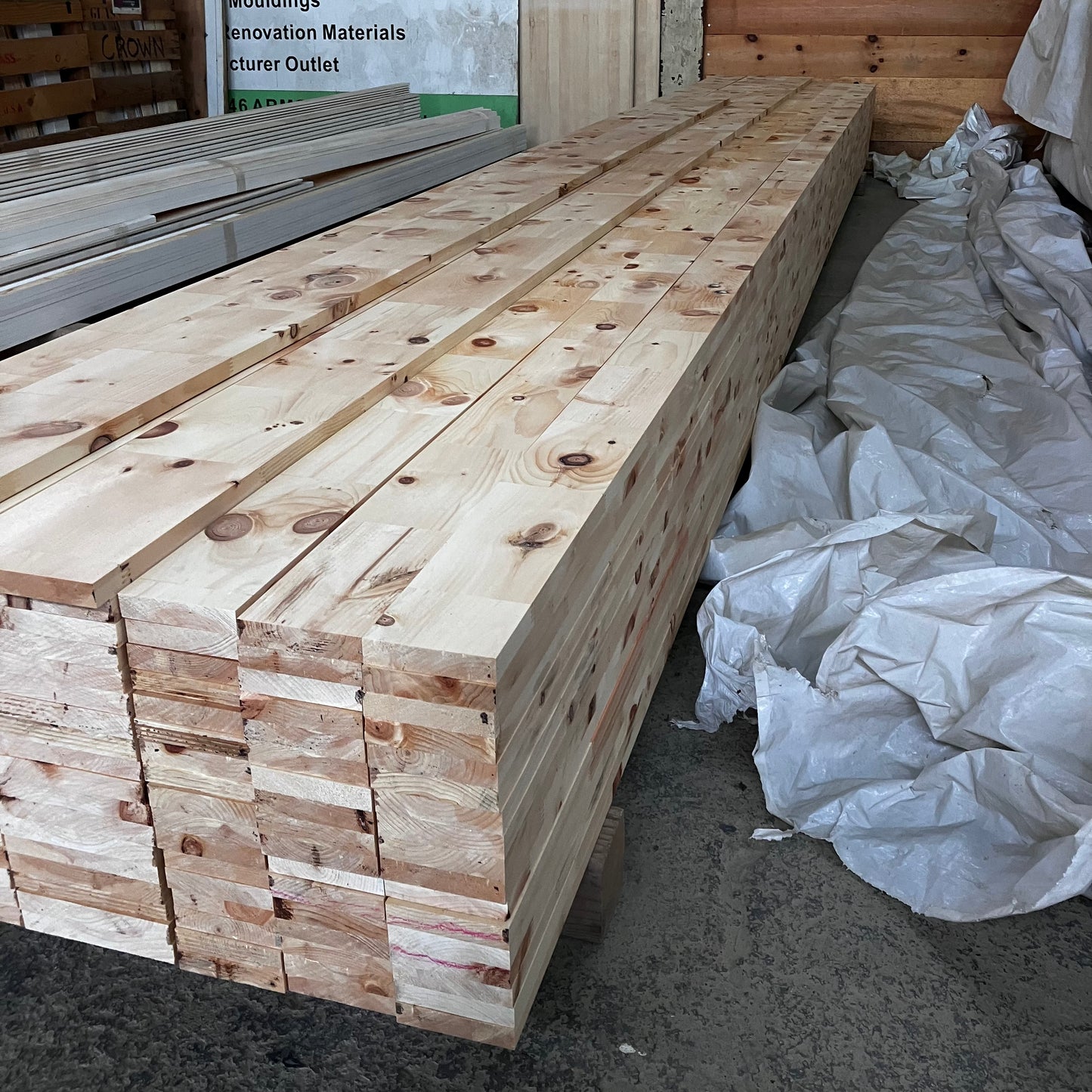1x4 FJ Knotty Pine Boards