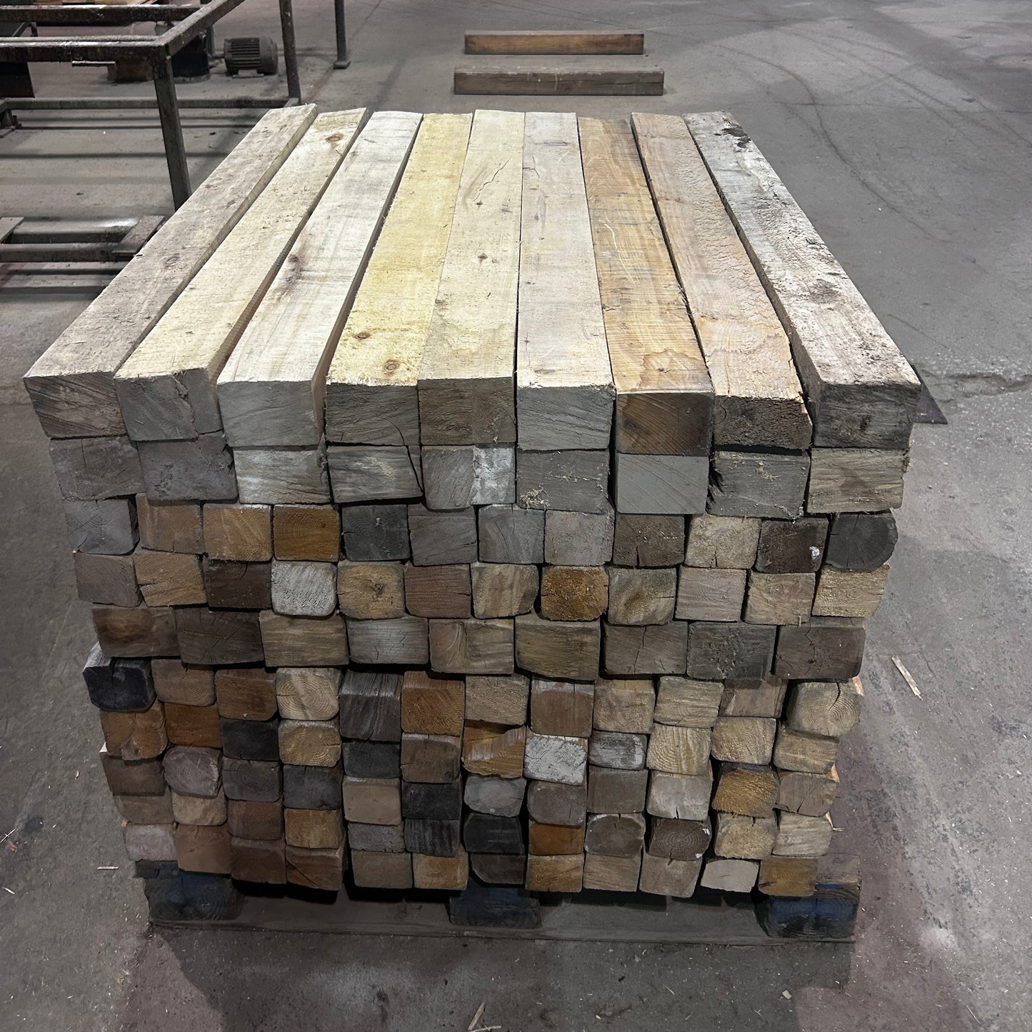 3x3 Wood Pile (#m108)