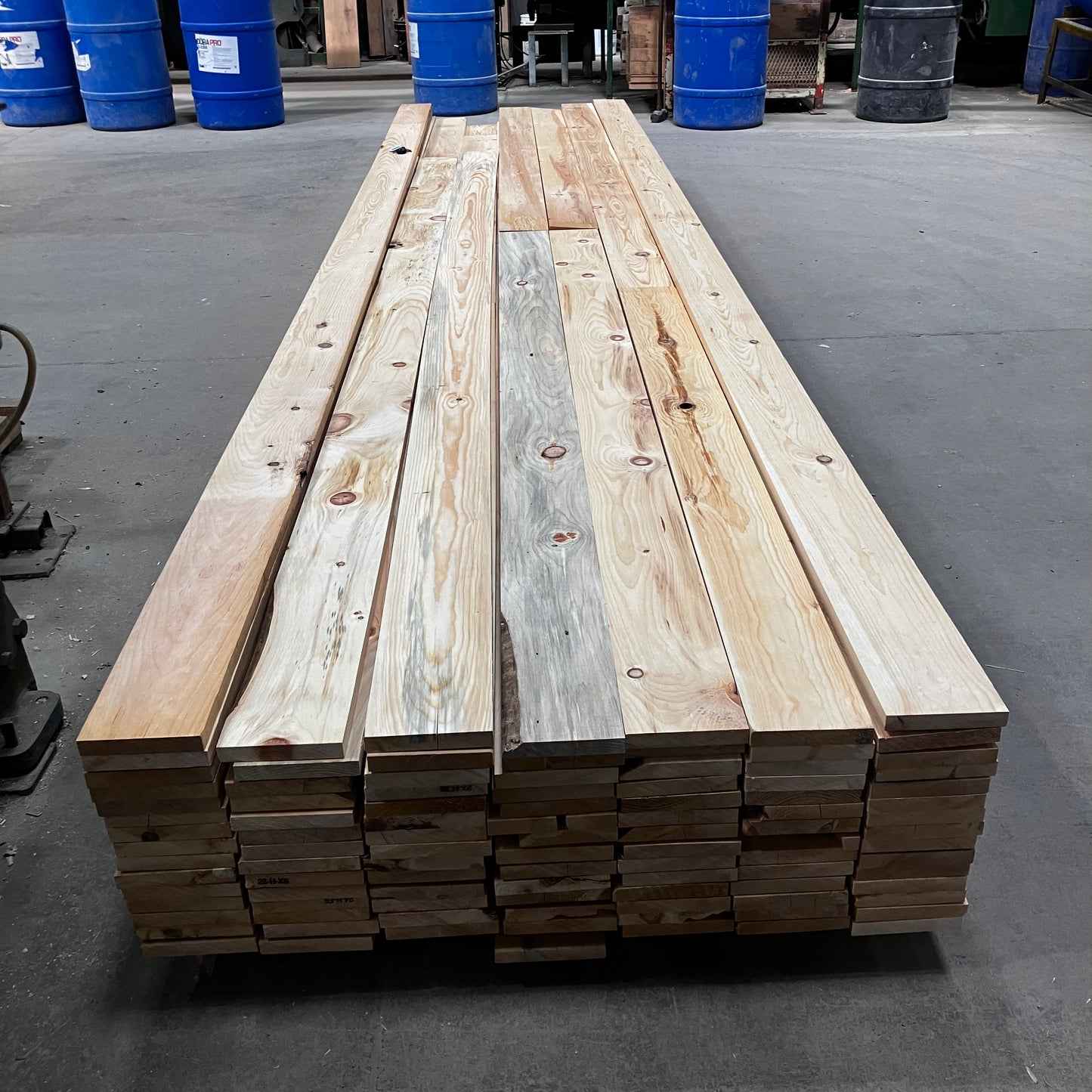 1x6 Pine Boards (#m010)