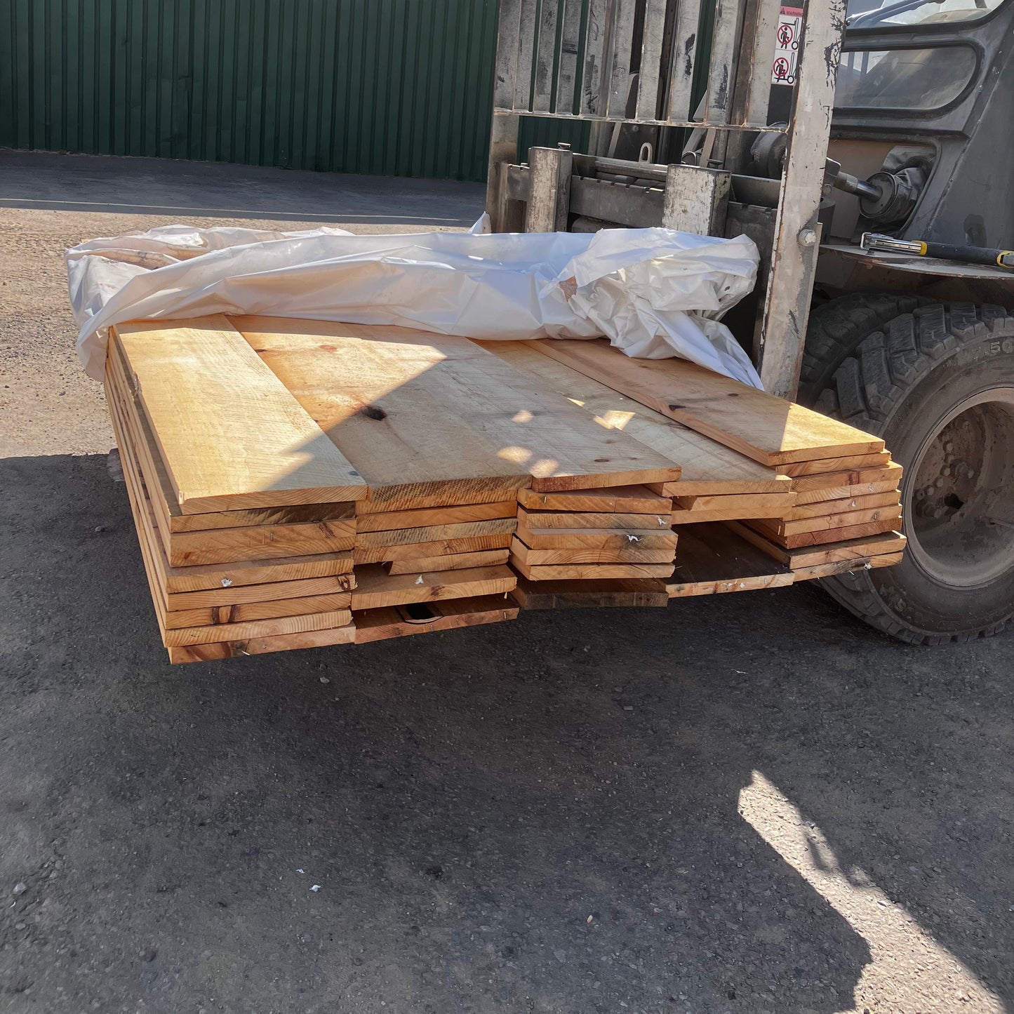 1x10 Pine Boards (#t2413)