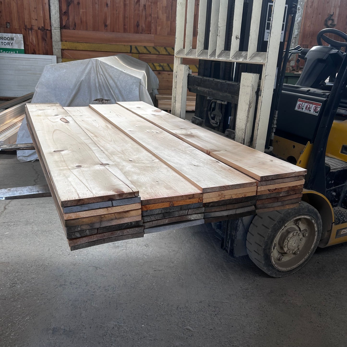 1x10x6' Pine Boards (#T26-10)